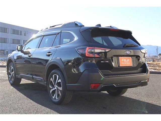 SUBARU LEGACY OUTBACK 2022 Image 31