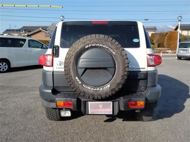 TOYOTA FJ CRUISER 4WD 2017 Image 31