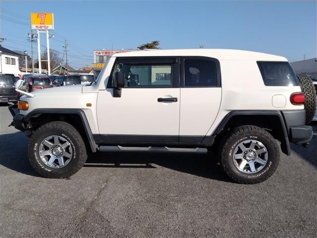 TOYOTA FJ CRUISER 4WD 2017 Image 31