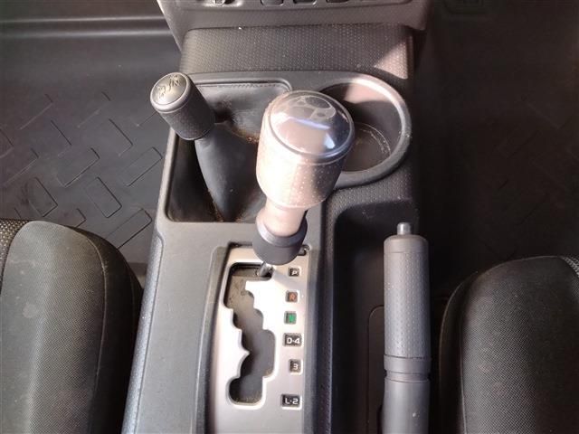 TOYOTA FJ CRUISER 4WD 2017 Image 31