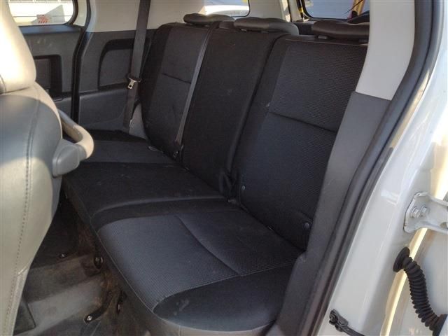 TOYOTA FJ CRUISER 4WD 2017 Image 31