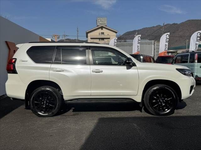 TOYOTA LANDCRUISER PRADO 2021 Image 31