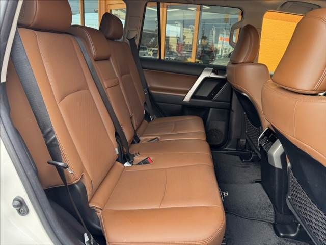 TOYOTA LANDCRUISER PRADO 2021 Image 31