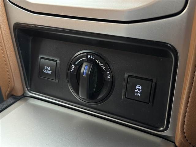 TOYOTA LANDCRUISER PRADO 2021 Image 31