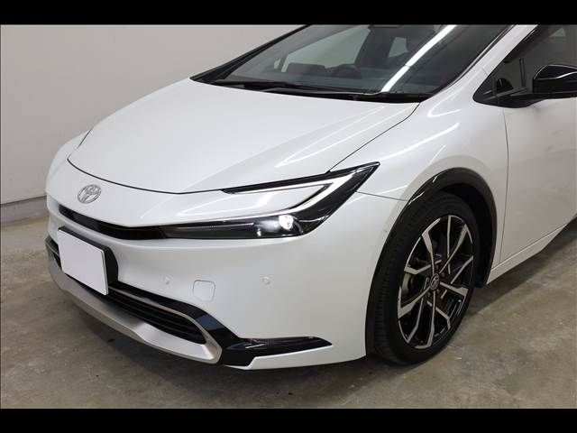 TOYOTA PRIUS PHV 2023 Image 31