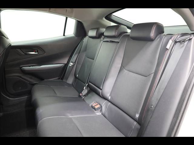 TOYOTA PRIUS PHV 2023 Image 31