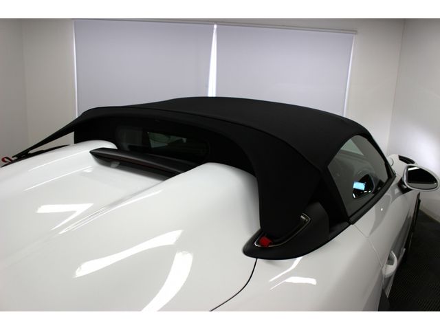 PORSCHE 718SPYDER 2024 Image 31