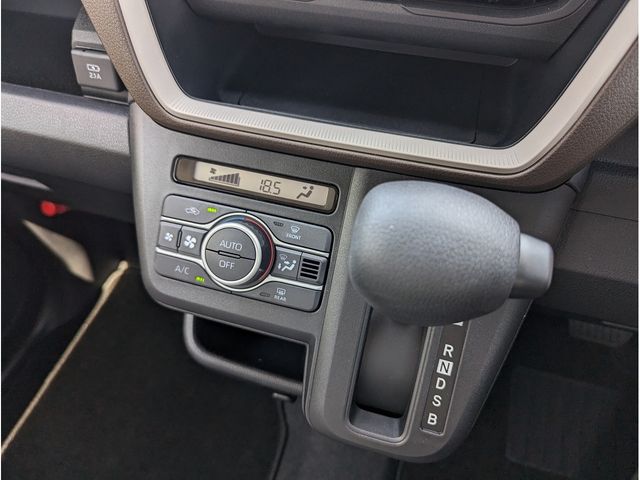 DAIHATSU MOVE 2025 Image 31