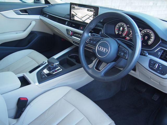 AUDI A4 AVANT 2020 Image 31