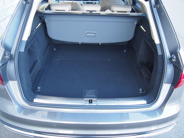 AUDI A4 AVANT 2020 Image 31