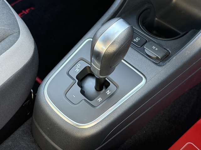 VOLKSWAGEN UP! 2017 Image 31