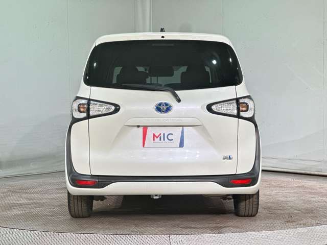 TOYOTA SIENTA HYBRID 2016 Image 31