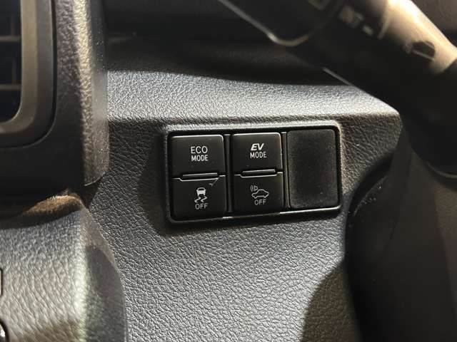 TOYOTA SIENTA HYBRID 2016 Image 31