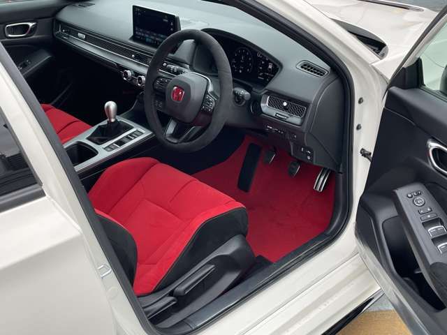 HONDA CIVIC HATCHBACK 2024 Image 31