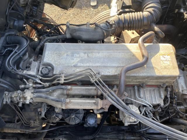 HINO PROFIA 2005 Image 31