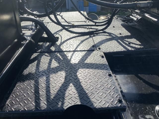 HINO PROFIA 2005 Image 31