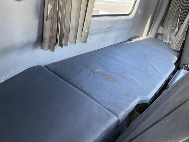 HINO PROFIA 2005 Image 31