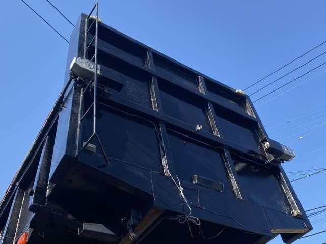 HINO PROFIA 2005 Image 31