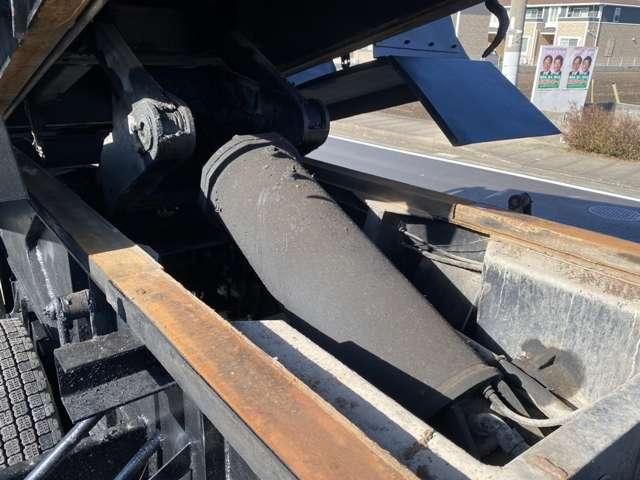 HINO PROFIA 2005 Image 31