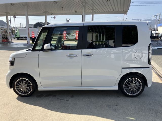 HONDA N BOX CUSTOM 2026 Image 31