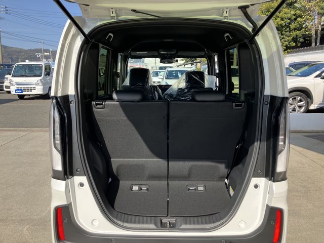 HONDA N BOX CUSTOM 2026 Image 31