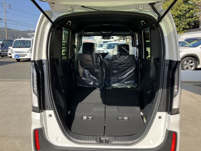 HONDA N BOX CUSTOM 2026 Image 31