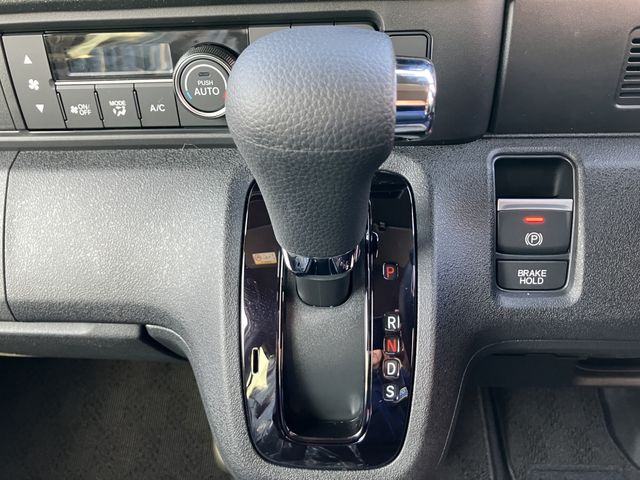 HONDA N BOX CUSTOM 2026 Image 31