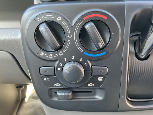 SUZUKI EVERY VAN 2025 Image 31