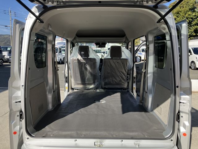 SUZUKI EVERY VAN 2025 Image 31