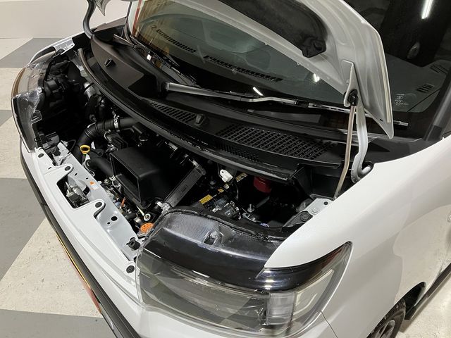 DAIHATSU TANTO FAN CROSS 4WD 2024 Image 31