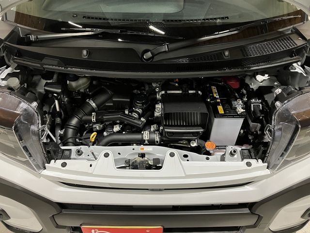 DAIHATSU TANTO FAN CROSS 4WD 2024 Image 31