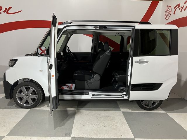 DAIHATSU TANTO FAN CROSS 4WD 2024 Image 31