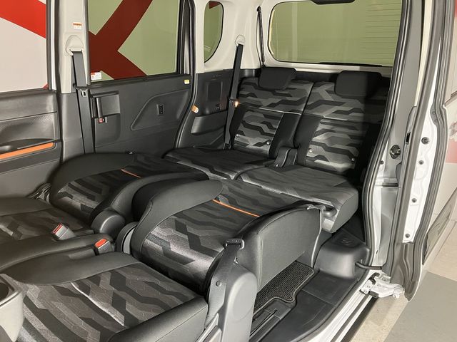 DAIHATSU TANTO FAN CROSS 4WD 2024 Image 31