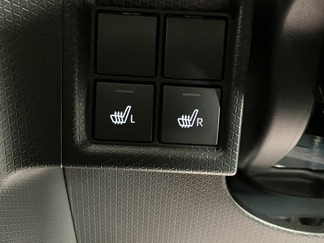 DAIHATSU TANTO FAN CROSS 4WD 2024 Image 31