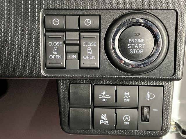 DAIHATSU TANTO FAN CROSS 4WD 2024 Image 31