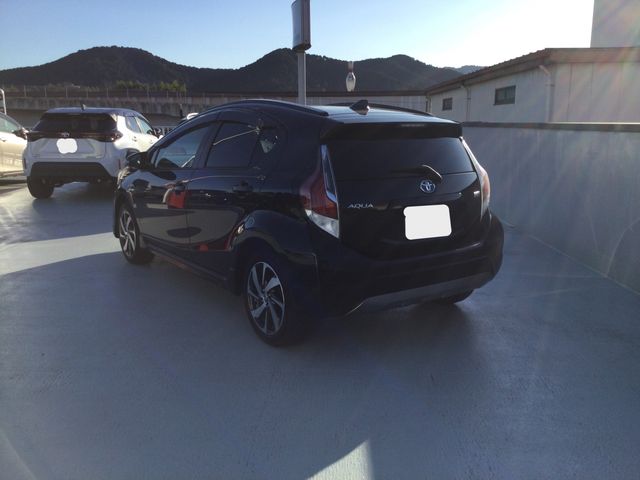 TOYOTA AQUA 2016 Image 31