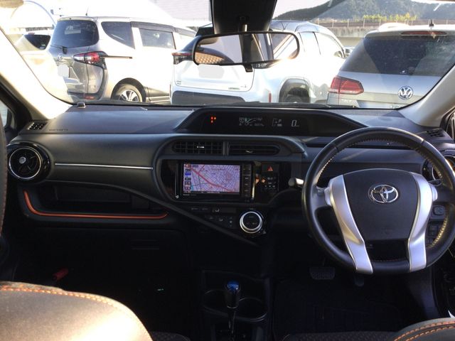 TOYOTA AQUA 2016 Image 31