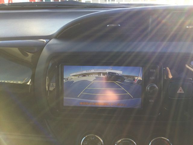 TOYOTA VITZ 2018 Image 31