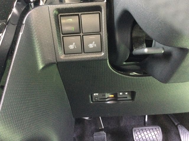 DAIHATSU TANTO CUSTOM 2020 Image 31