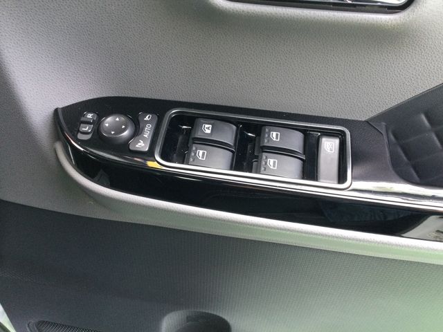 DAIHATSU TANTO CUSTOM 2020 Image 31