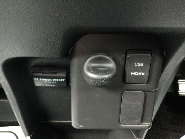 DAIHATSU WAKE 2017 Image 31