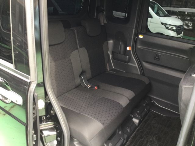 DAIHATSU WAKE 2017 Image 31