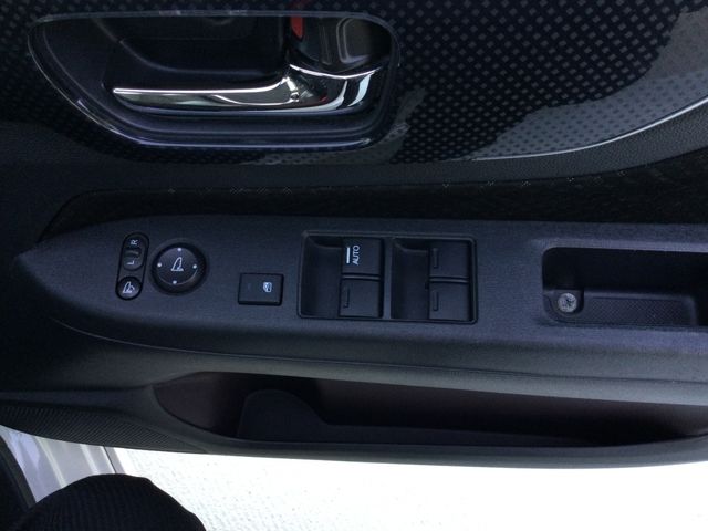 HONDA N-WGN CUSTOM 2015 Image 31