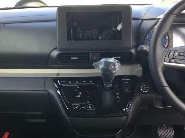 MITSUBISHI DELICA MINI 2025 Image 31