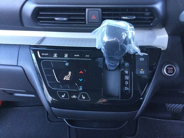 MITSUBISHI DELICA MINI 2024 Image 31