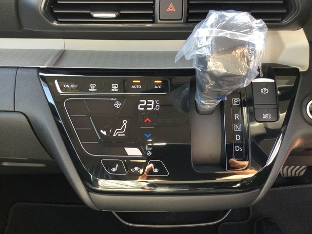 MITSUBISHI DELICA MINI 2025 Image 31