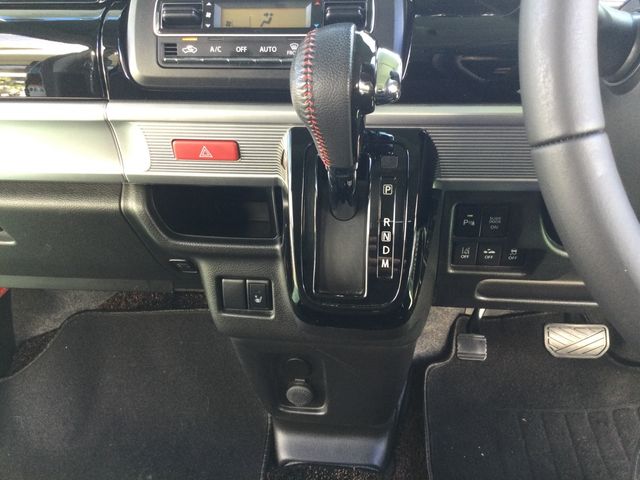 SUZUKI SPACIA CUSTOM 2018 Image 31