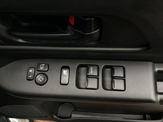 SUZUKI SPACIA GEAR 2024 Image 31