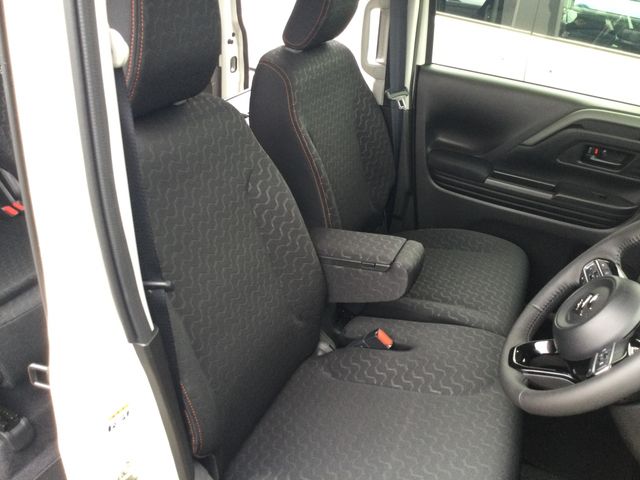 SUZUKI SPACIA GEAR 2024 Image 31