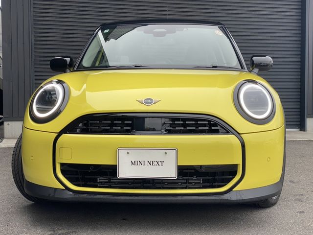 BMW MINI COOPER 5DOOR 2025 Image 31